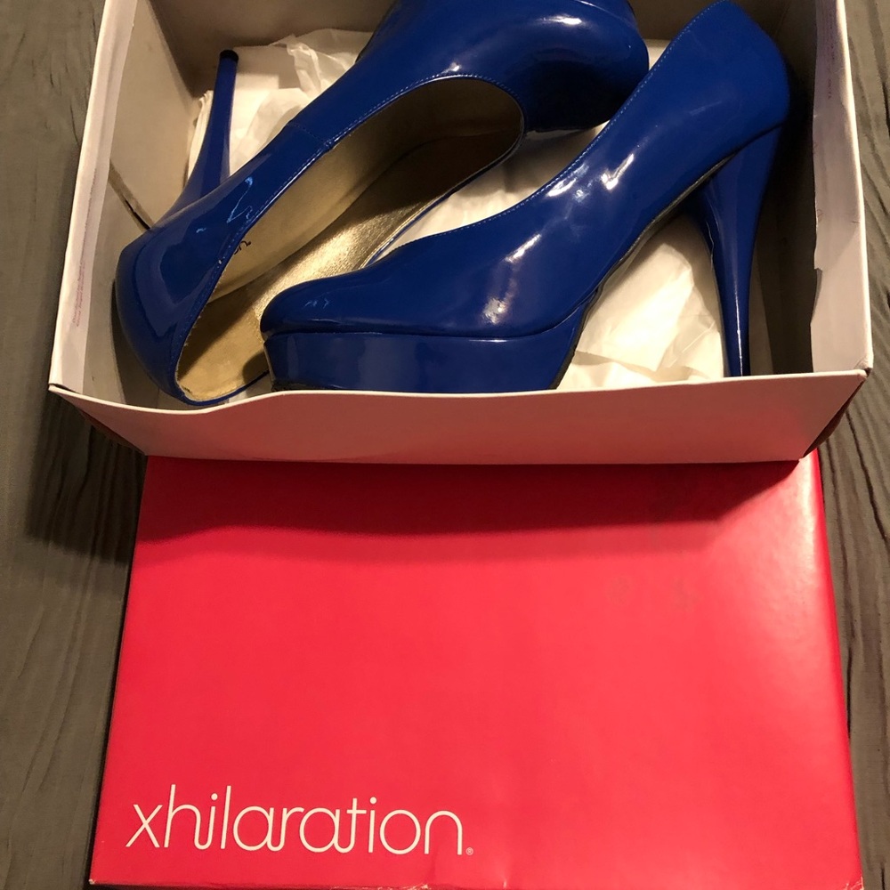 Xhilaration Royal Blue Patent Platform Pumps